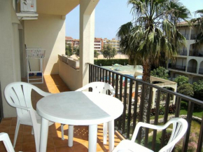 Apartment for 5 people with pool
